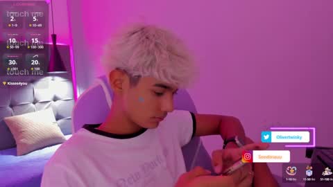 Oliver online show from September 2025 03:57:01 PM