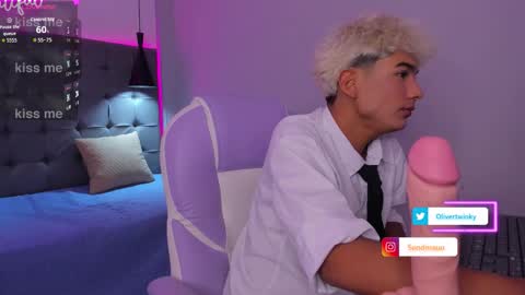 Oliver online show from September 2025 05:42:01 AM