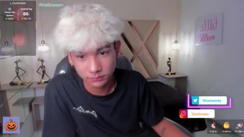 Oliver online show from October 2025 04:08:01 PM