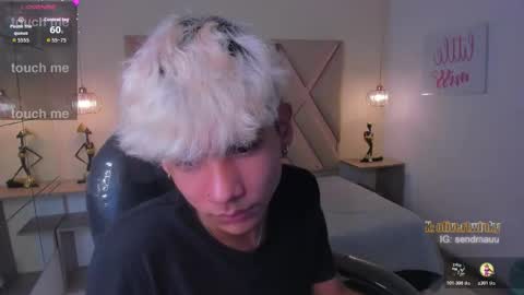 Oliver online show from November 2025 01:32:02 PM