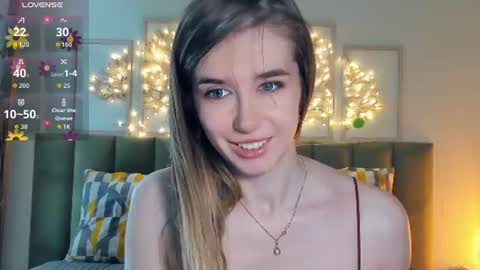 Snapshot of olivia_7 chatting on July 2026 05:26:02 PM Olivia online show from July 2026 05:26:02 PM