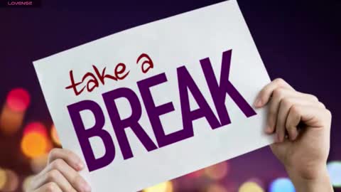 Snapshot of olivia_martine chatting on February 2026 06:40:02 AM olivia_martine online show from February 2026 06:40:02 AM