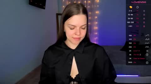 Olivia online show from February 2025 12:43:01 PM