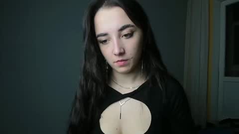 Olivia online show from January 2025 04:57:01 PM