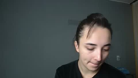 Olivia online show from October 2025 11:32:02 AM