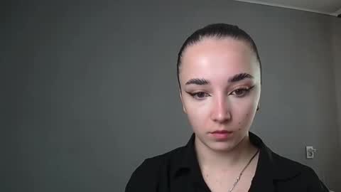 Snapshot of olivia_oliv chatting on May 2026 11:07:01 AM Olivia online show from May 2026 11:07:01 AM