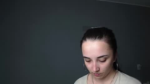 Snapshot of olivia_oliv chatting on May 2026 05:08:01 PM Olivia online show from May 2026 05:08:01 PM