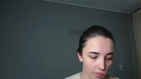 Snapshot of olivia_oliv chatting on May 2026 02:02:01 PM Olivia online show from May 2026 02:02:01 PM