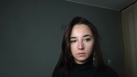 Snapshot of olivia_oliv chatting on June 2026 11:02:01 AM Olivia online show from June 2026 11:02:01 AM