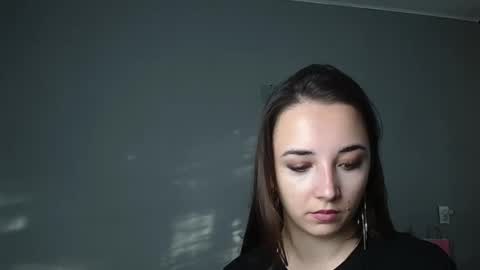 Snapshot of olivia_oliv chatting on June 2026 04:40:02 PM Olivia online show from June 2026 04:40:02 PM