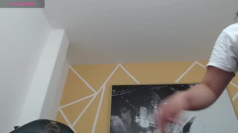 Snapshot of olivia_russo chatting on October 2025 01:01:01 PM Olivia online show from October 2025 01:01:01 PM