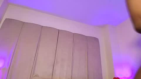 Snapshot of oliviabeneett chatting on October 2025 09:26:02 PM My name is olivia but can you call me Oli online show from October 2025 09:26:02 PM