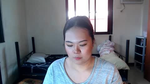 Snapshot of oliviahollywood chatting on January 2025 03:53:01 AM olivia hollywood online show from January 2025 03:53:01 AM