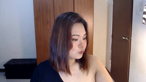 Snapshot of oliviahollywood chatting on January 2025 02:06:01 PM olivia hollywood online show from January 2025 02:06:01 PM