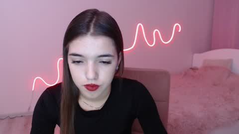 Snapshot of olivialimm chatting on December 2024 06:28:02 PM Olivia online show from December 2024 06:28:02 PM
