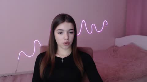 Snapshot of olivialimm chatting on December 2024 02:33:01 PM Olivia online show from December 2024 02:33:01 PM