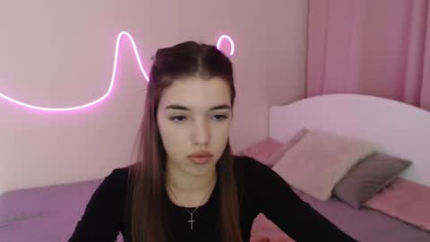 Snapshot of olivialimm chatting on December 2024 10:32:01 PM Olivia online show from December 2024 10:32:01 PM