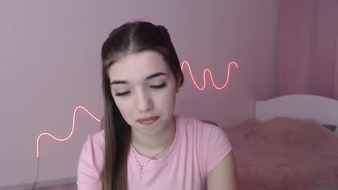 Snapshot of olivialimm chatting on December 2024 06:13:01 PM Olivia online show from December 2024 06:13:01 PM