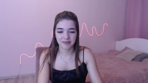 Snapshot of olivialimm chatting on December 2024 07:00:02 PM Olivia online show from December 2024 07:00:02 PM