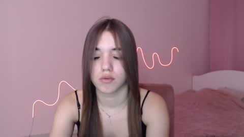 Snapshot of olivialimm chatting on December 2024 04:11:02 PM Olivia online show from December 2024 04:11:02 PM