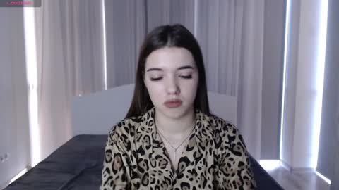 Snapshot of olivialimm chatting on January 2025 02:30:01 PM Olivia online show from January 2025 02:30:01 PM
