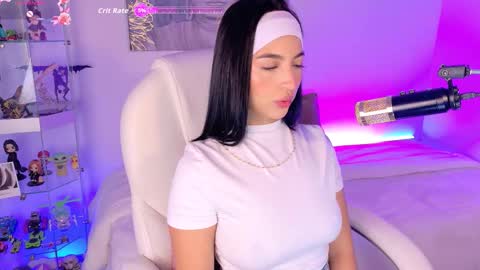 Snapshot of oliviamcneill chatting on December 2025 12:36:01 PM Olivia Mcneill online show from December 2025 12:36:01 PM