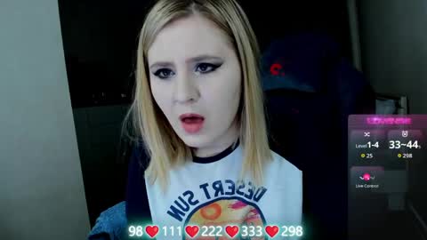 Snapshot of oliviamunk chatting on April 2026 05:58:01 AM . online show from April 2026 05:58:01 AM