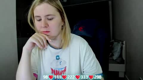 Snapshot of oliviamunk chatting on May 2026 04:09:02 AM . online show from May 2026 04:09:02 AM