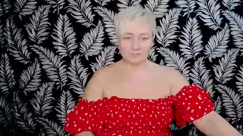 Kelly online show from December 2024 12:13:01 PM