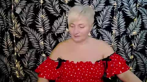 Kelly online show from January 2025 12:24:01 PM