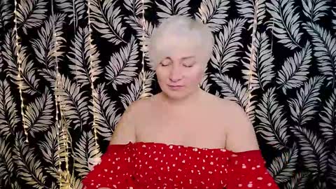 Kelly online show from January 2026 12:42:01 PM