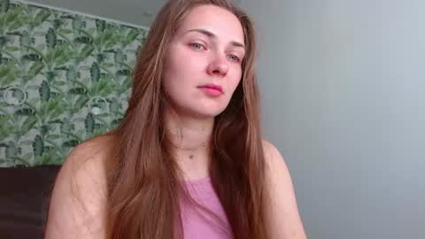 Snapshot of oliviashiny chatting on June 2026 04:13:02 AM Olivia online show from June 2026 04:13:02 AM