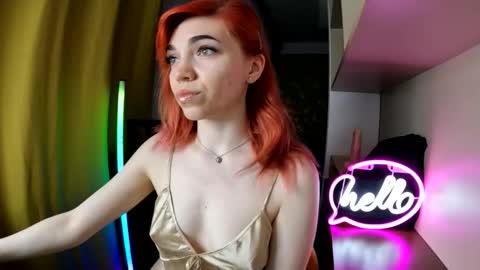 Angelina Lina online show from February 2026 09:00:02 PM