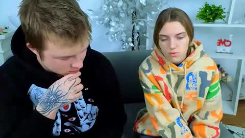 Olli and Stiw online show from December 2025 08:29:02 AM