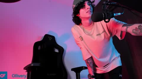     online show from December 2024 10:14:01 AM