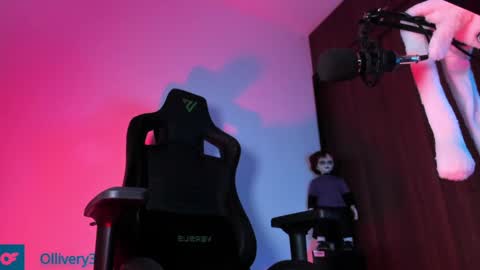     online show from December 2024 08:33:02 AM