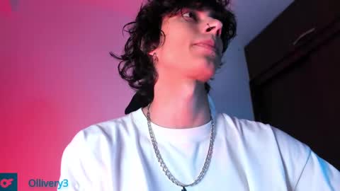     online show from February 2025 04:39:02 AM