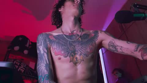     online show from October 2025 04:10:01 AM