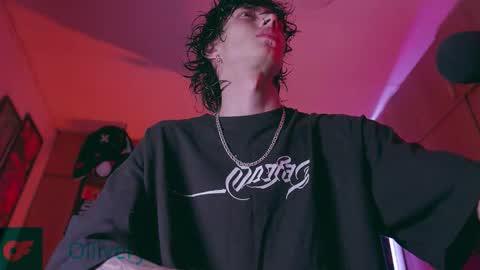     online show from November 2025 04:56:01 AM