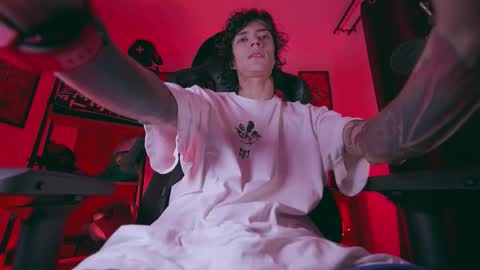     online show from February 2026 02:32:01 AM