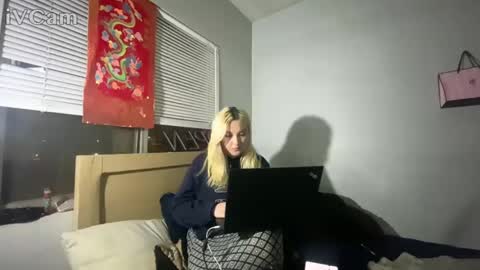 Snapshot of omathena11_11 chatting on February 2025 05:58:01 AM omathena11_11 online show from February 2025 05:58:01 AM