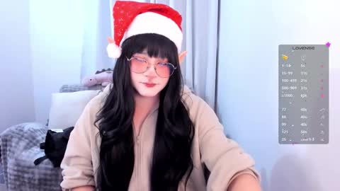 Omori Chan   online show from December 2025 02:35:01 PM