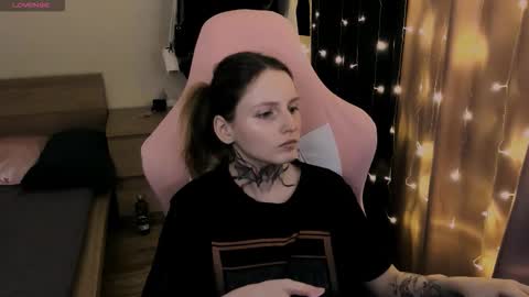 on_yxxx online show from October 2025 09:55:02 PM