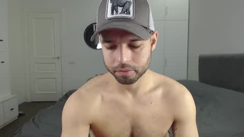 onebestlover online show from March 2025 09:22:01 AM