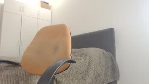 onebestlover online show from November 2025 10:40:02 AM