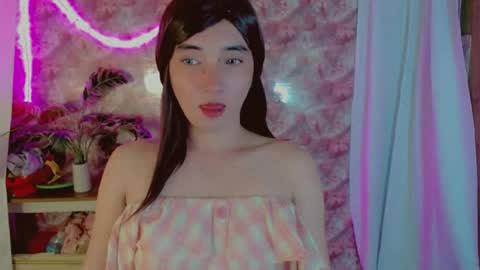 Snapshot of onelesslonelygirl69 chatting on August 2026 02:48:02 PM KLIER online show from August 2026 02:48:02 PM