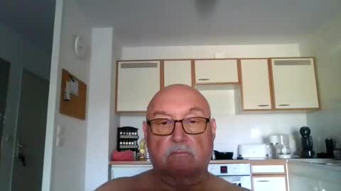 Onemoretimebis online show from June 2026 07:02:01 AM