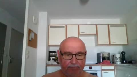 Onemoretimebis online show from July 2026 11:28:01 AM