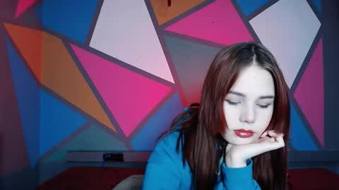 onessandra online show from November 2025 06:57:01 AM