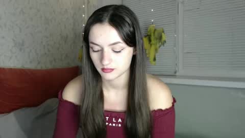 Snapshot of only_ubutterfly chatting on December 2024 07:06:01 PM Amalia online show from December 2024 07:06:01 PM